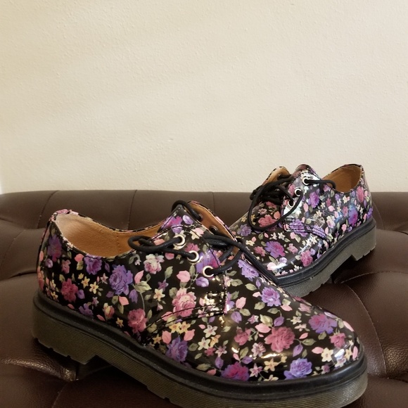 🤩Floral 💐Candie's girl kids shoe🤩 - Picture 3 of 8